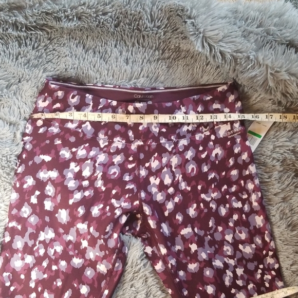 NWT, Calvin Klein Workout Pants - Picture 6 of 8